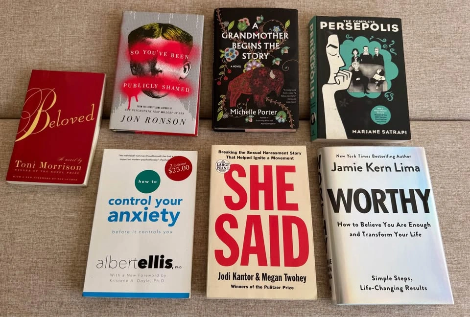 5-Book Lot – Jon Ronson, Michelle Porter, She Said & More - photo 2