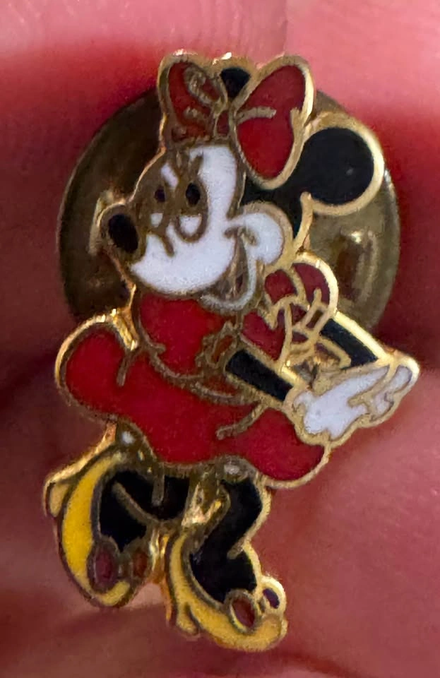 Vintage Disney Mickey & Minnie Collectible Pin Lot - photo 2