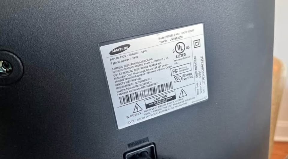 24” Samsung TV - photo 2