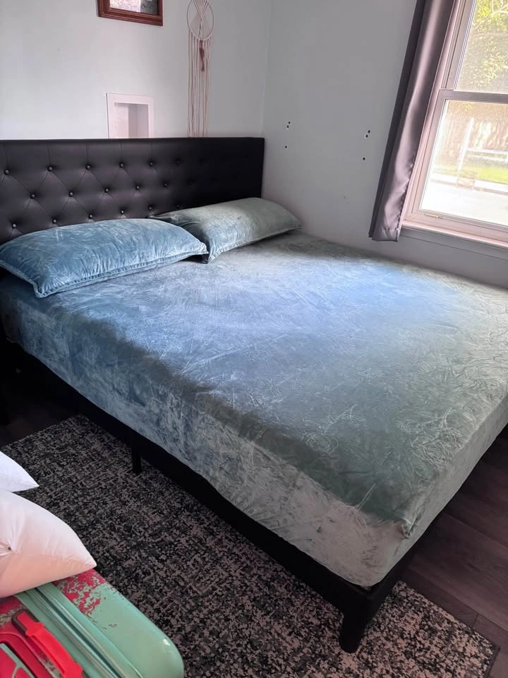 King size bed frame and mattress - photo 2