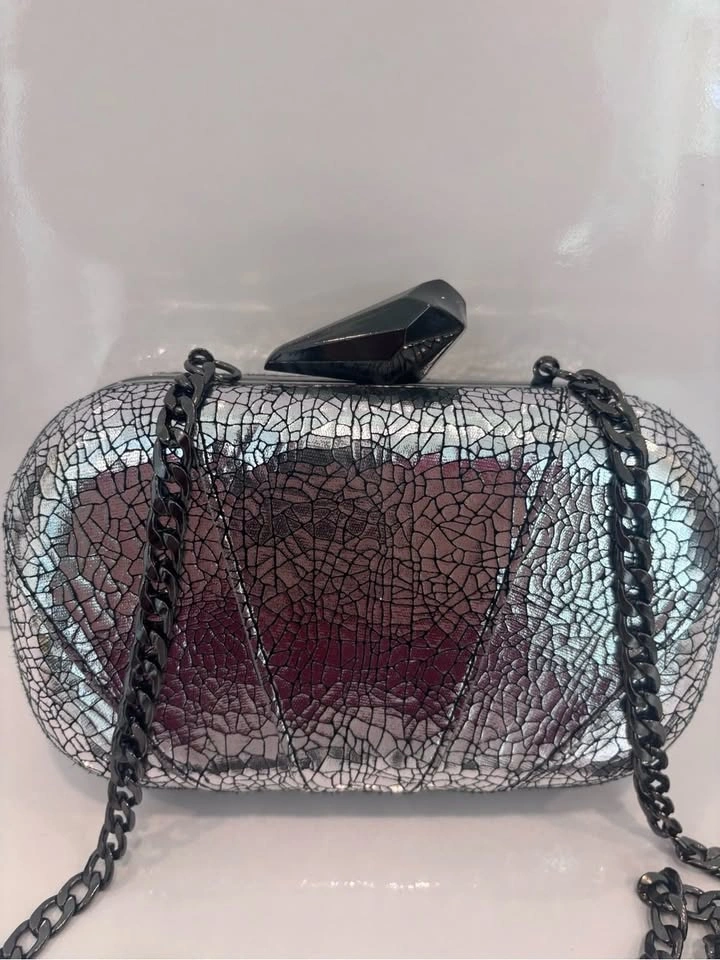 Silver Crackle Hard-Case Evening Clutch with Black Chain - photo 2