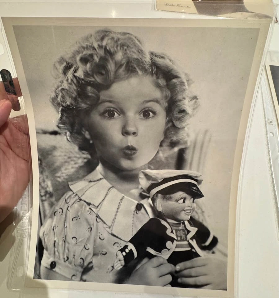 Vintage Hollywood & TV Celebrity Photo Lot - photo 4