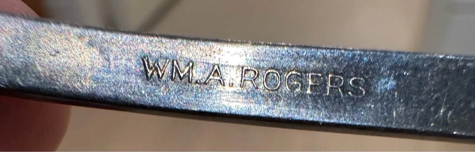 Vintage Royal Family Silverplate Souvenir Spoons - photo 5