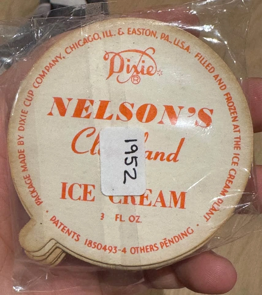 Vintage 1952 John Wayne Dixie Cup Ice Cream Picture Lids - photo 3