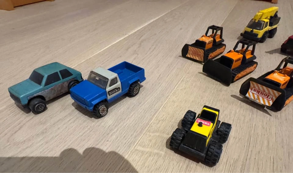Vintage Tonka Toy Vehicle Lot (18 pcs) - photo 2