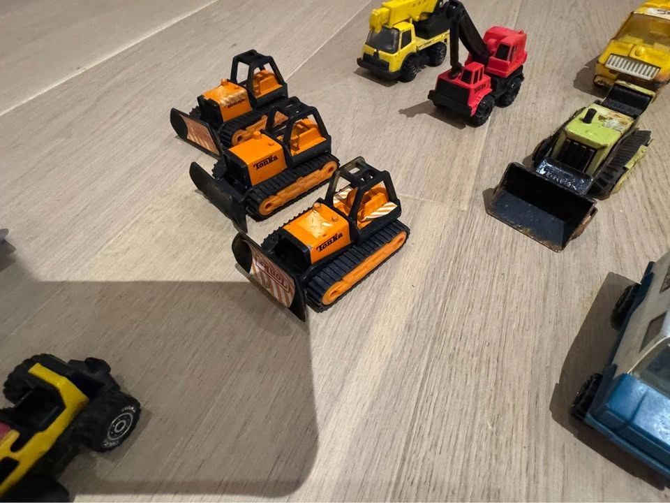 Vintage Tonka Toy Vehicle Lot (18 pcs) - photo 3