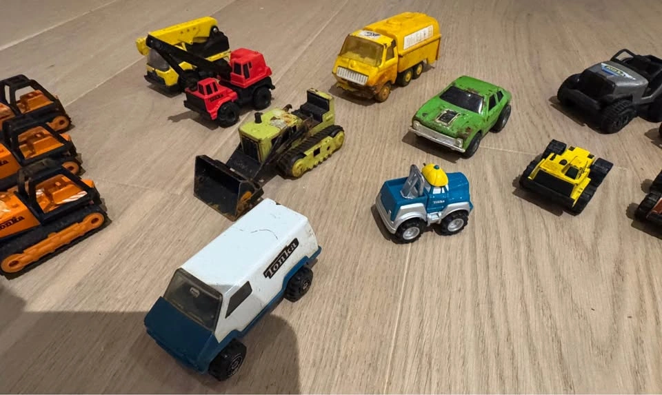 Vintage Tonka Toy Vehicle Lot (18 pcs) - photo 4