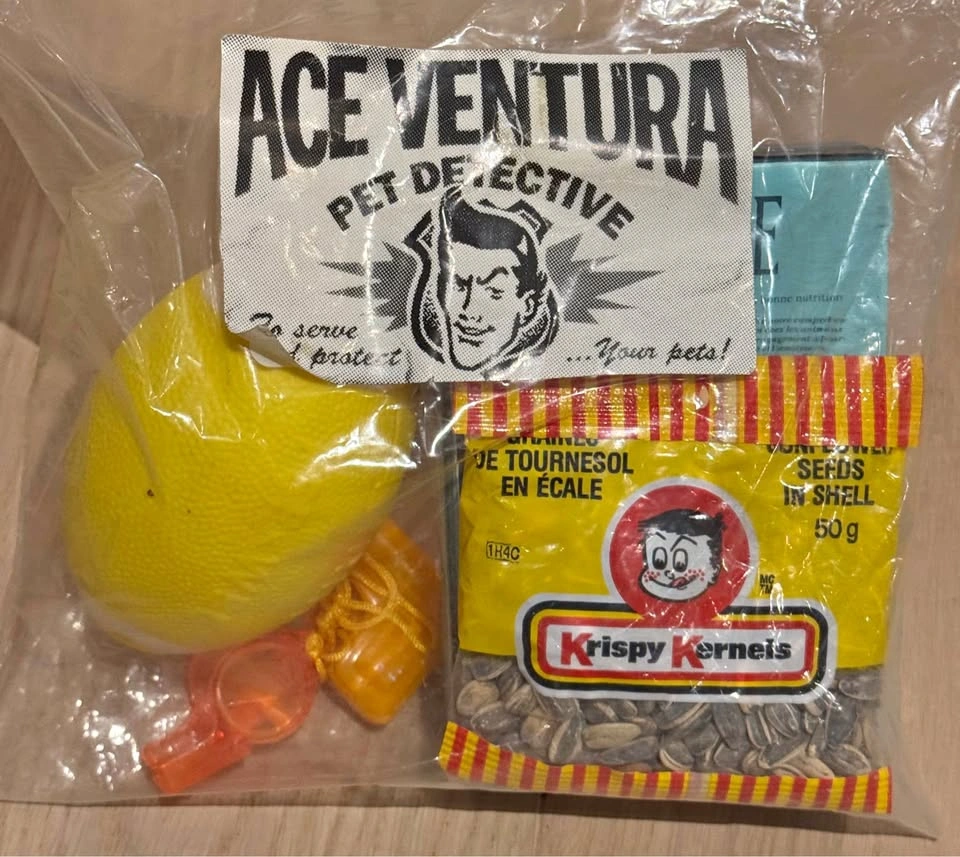 Vintage 1994 Ace Ventura: Pet Detective Promotional Dog Gift Pac