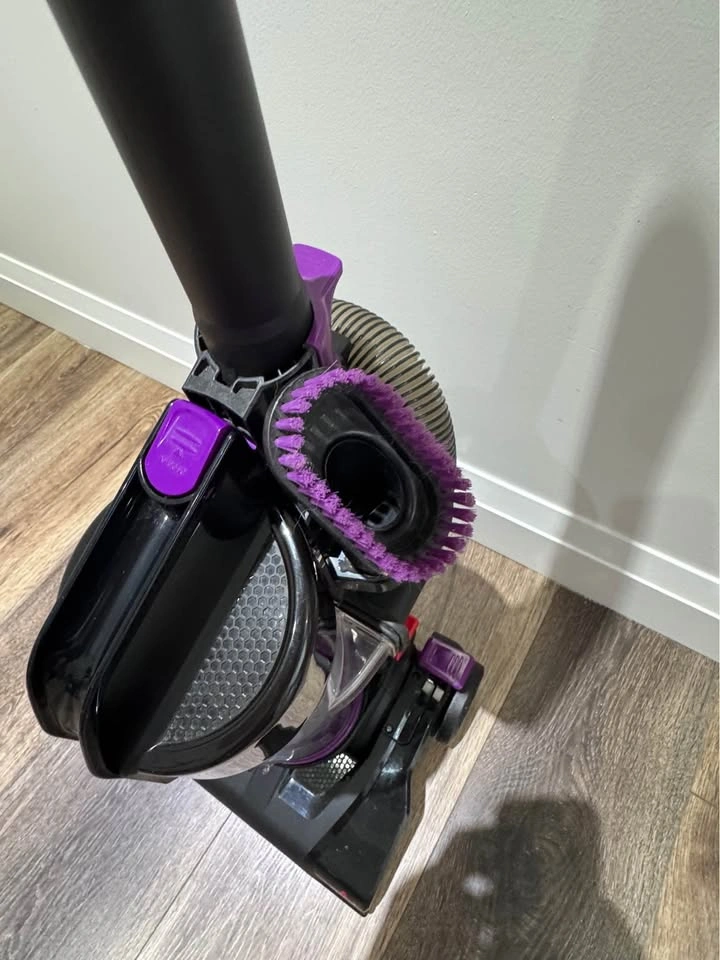 BISSELL PowerForce Compact Upright Vacuum – Black & Purple - photo 4