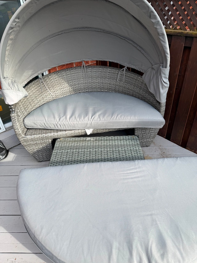 Antigua 3-Piece Round Patio Set - photo 4