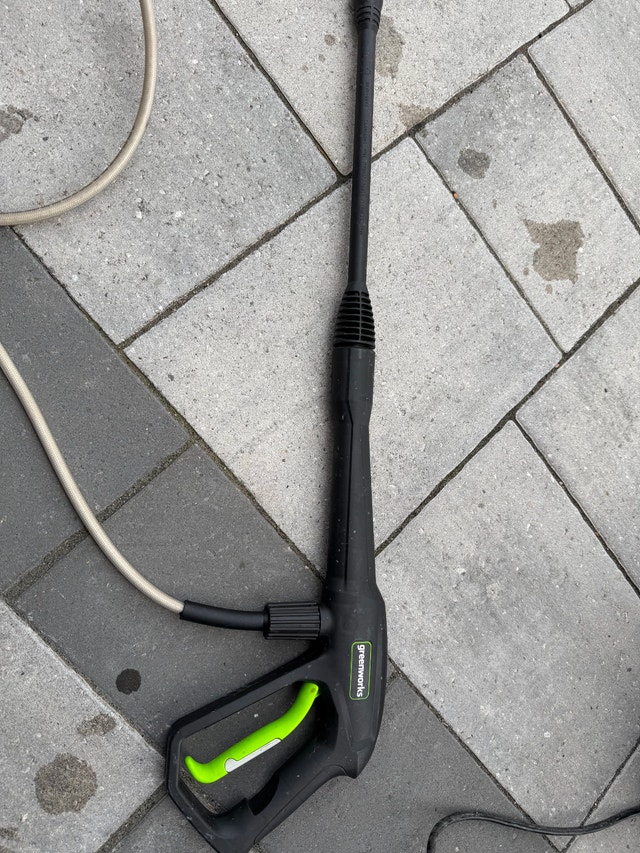 Greenworks 1600 PSI Electric Pressure Washer - photo 2