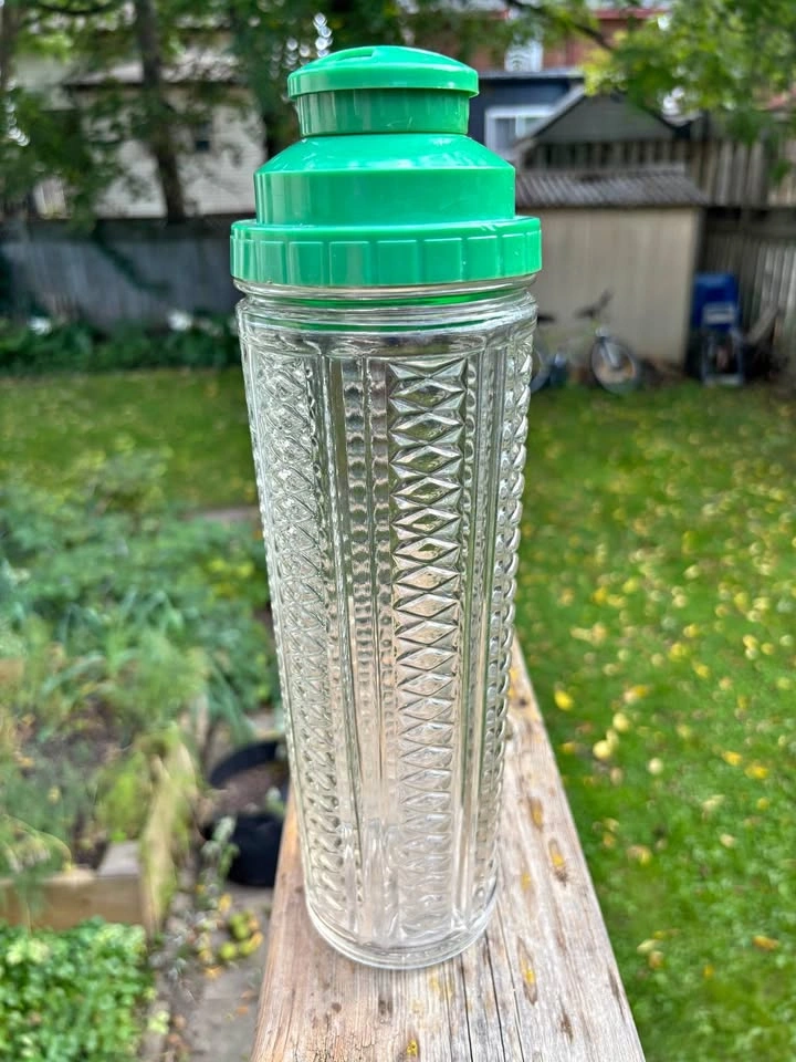 Vintage Medco 550 Skyscraper Dial-A-Drink Cocktail Shaker