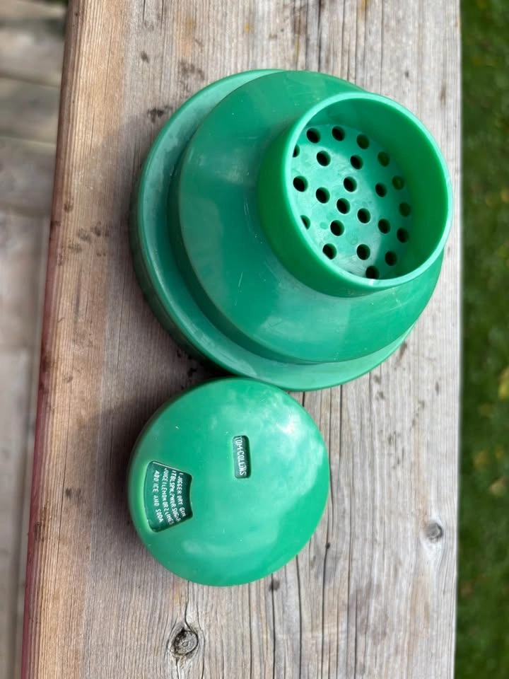 Vintage Medco 550 Skyscraper Dial-A-Drink Cocktail Shaker - photo 3