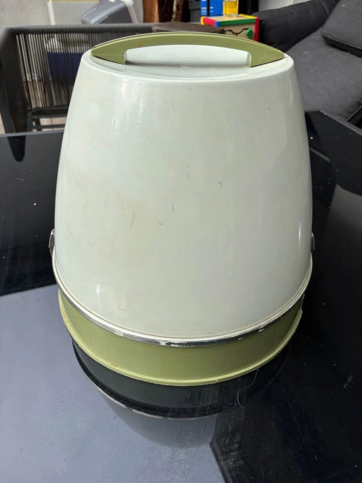 Vintage Lady Torcan Portable Hood Hair Dryer - photo 2