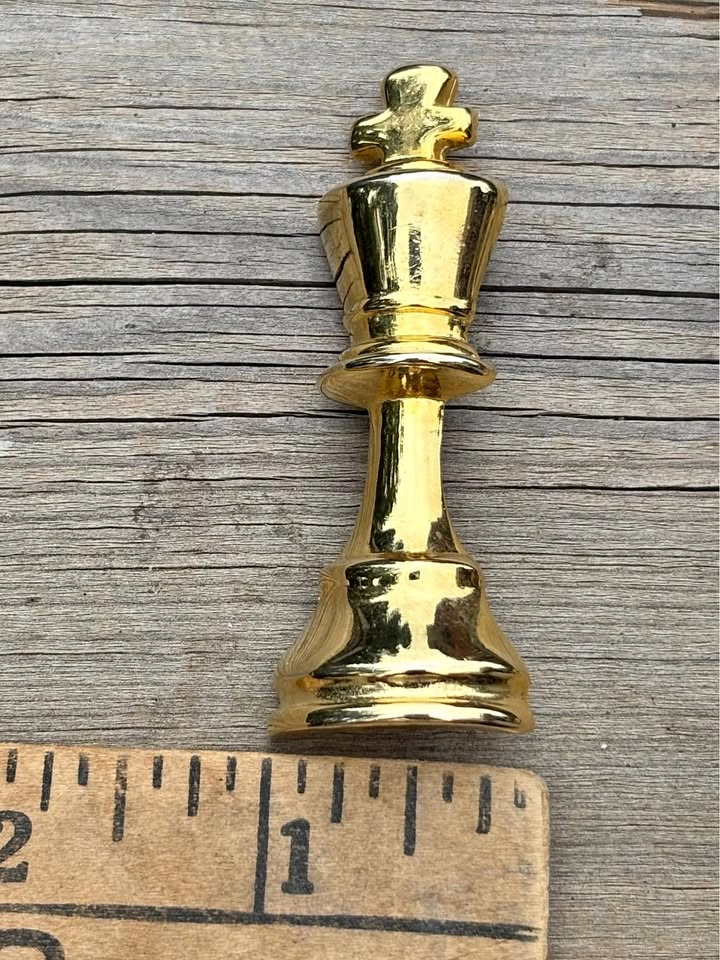 Gold Chess King Brooch / Pin