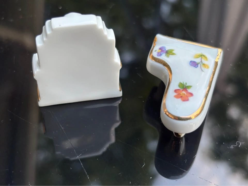 Limoges France Miniature Porcelain Piano/Cabinet Set - photo 2