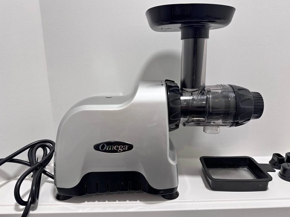Omega CNC80S Cold Press Masticating Juicer & Nutrition System