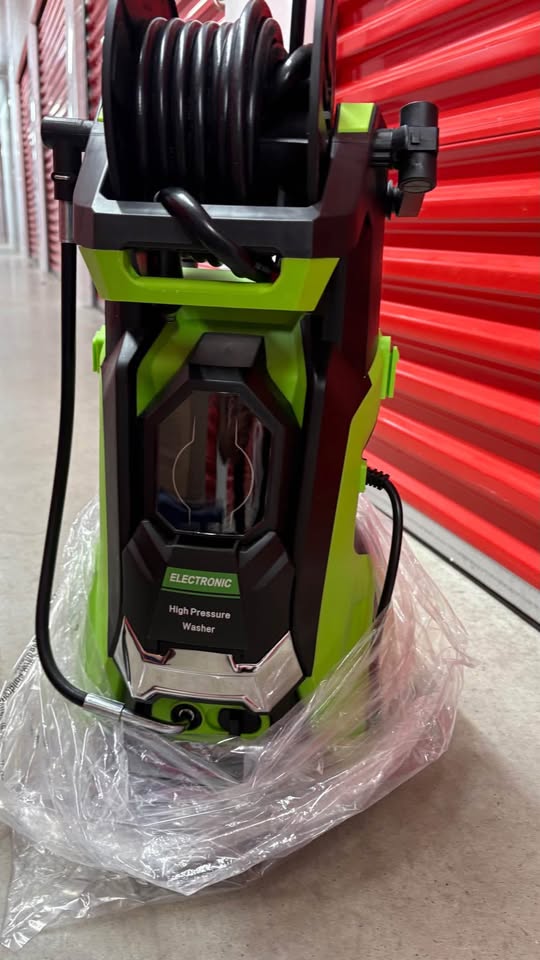 1800W Electric Pressure Washer - $180 - photo 3