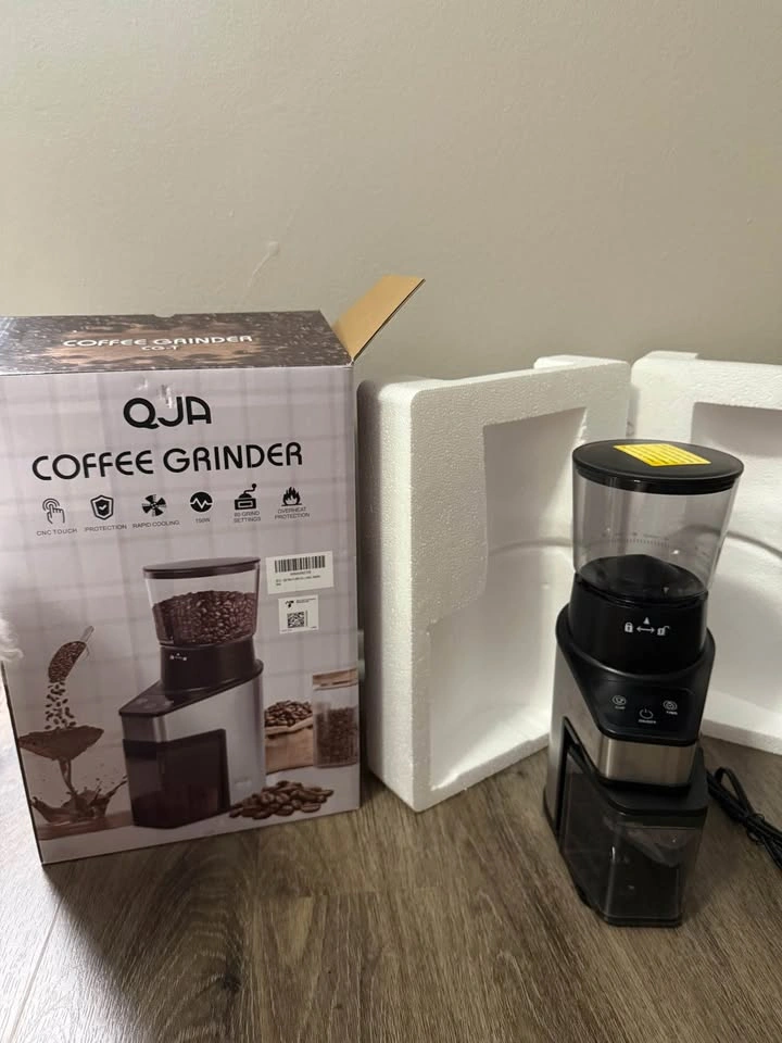 New coffee grinder in box - photo 2