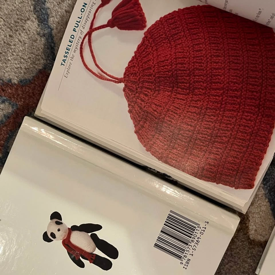 Vogue Knitting - 3 Hard Cover Books - photo 4