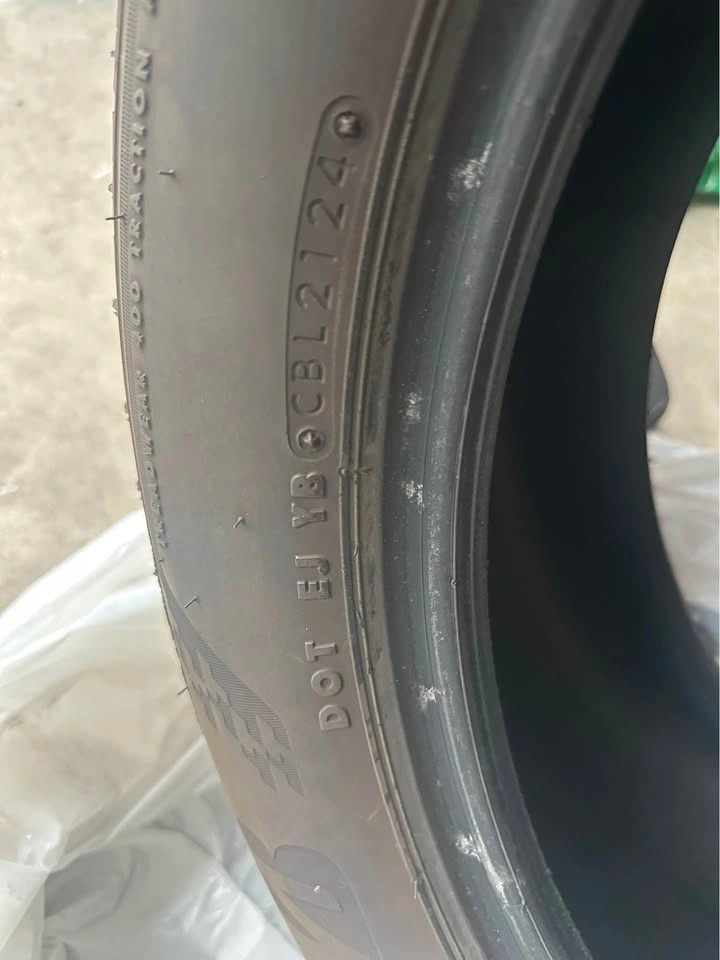 Bridgestone Turanza EL450 235/50R20 Set - photo 3