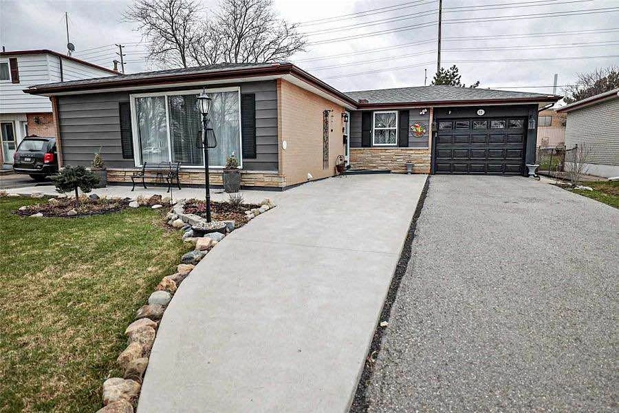 3 Beds 2 Baths - House