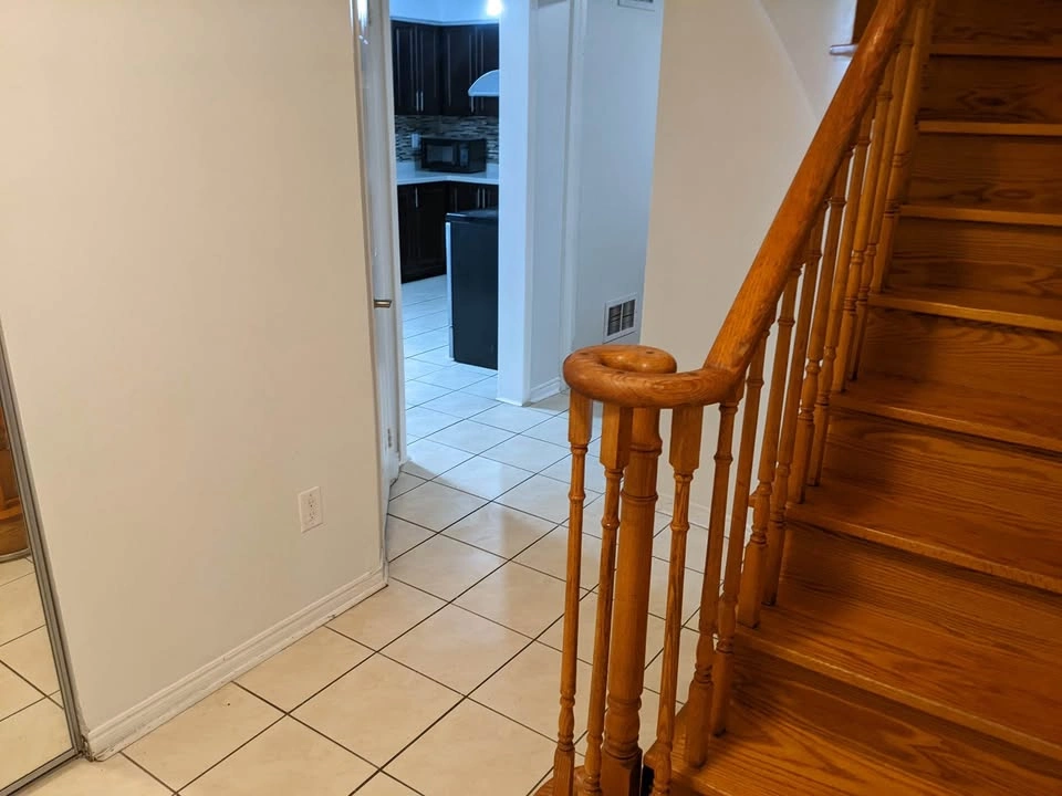 4 Beds 3 Baths House - photo 3
