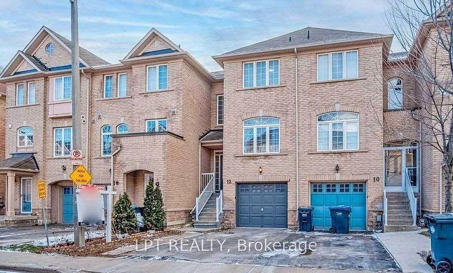 3 Beds 2 Baths - House