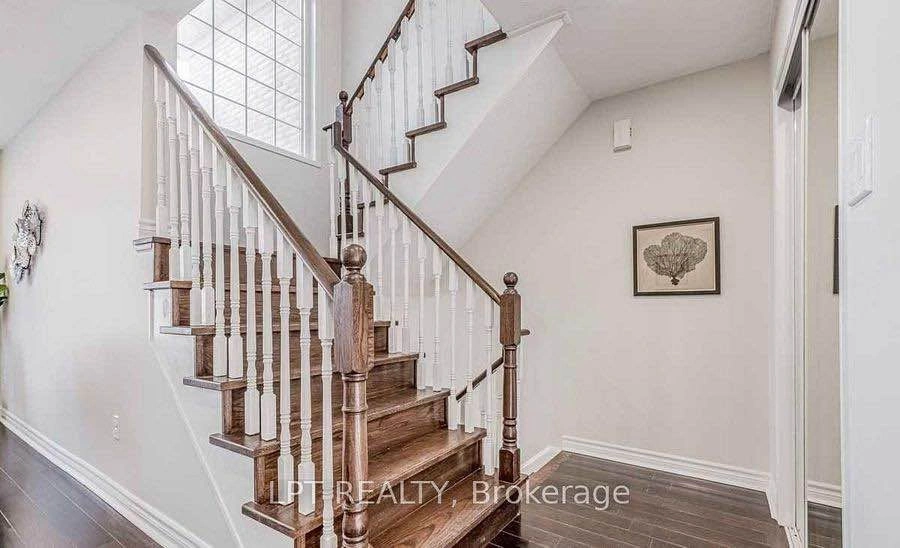 3 Beds 2 Baths - House - photo 2
