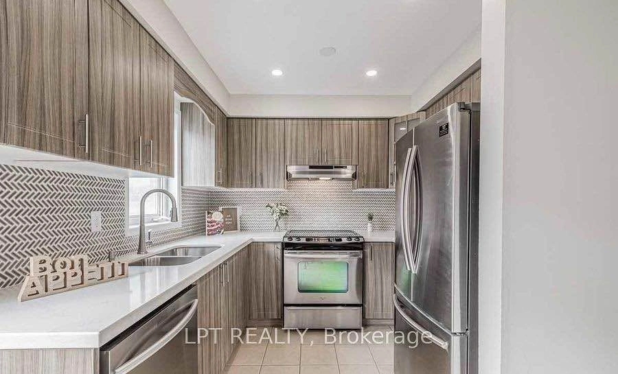 3 Beds 2 Baths - House - photo 5