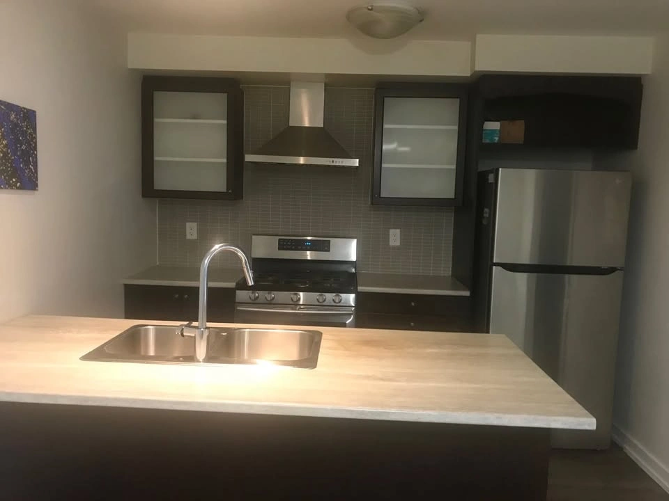 3 Beds 2.5 Baths - House - photo 5