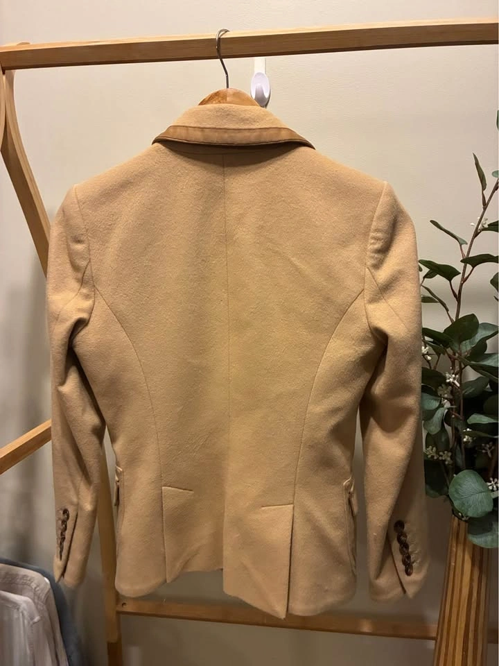 Vintage Holt Renfrew Tan Blazer size 2 - photo 4