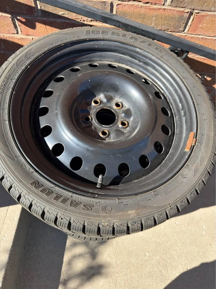 245/40/18 Winter Tires on Rims for 2023 Subaru WRX - photo 2