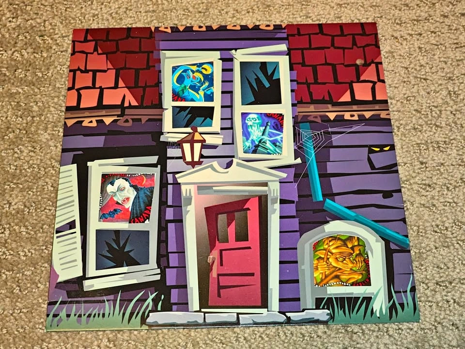 Canada Post The Haunted Stamp House The Supernatural Collection