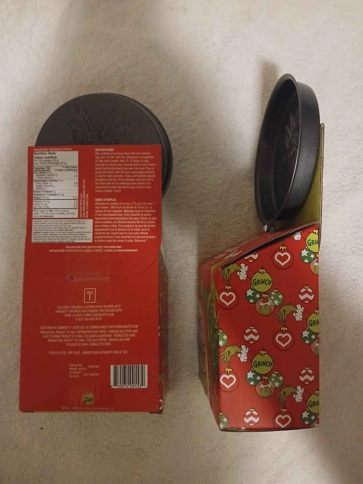 2 The Grinch single pancake pans + batter sets - BNIB - photo 2