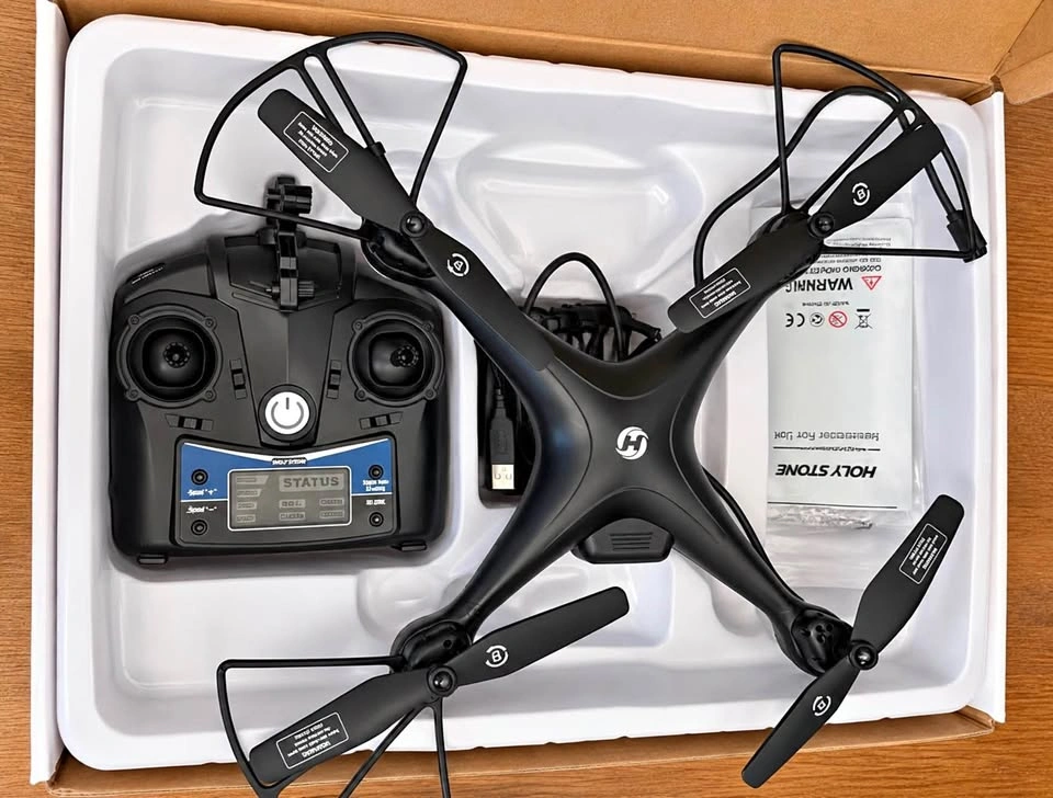 Holy Stone HS110D FPV RC Drone