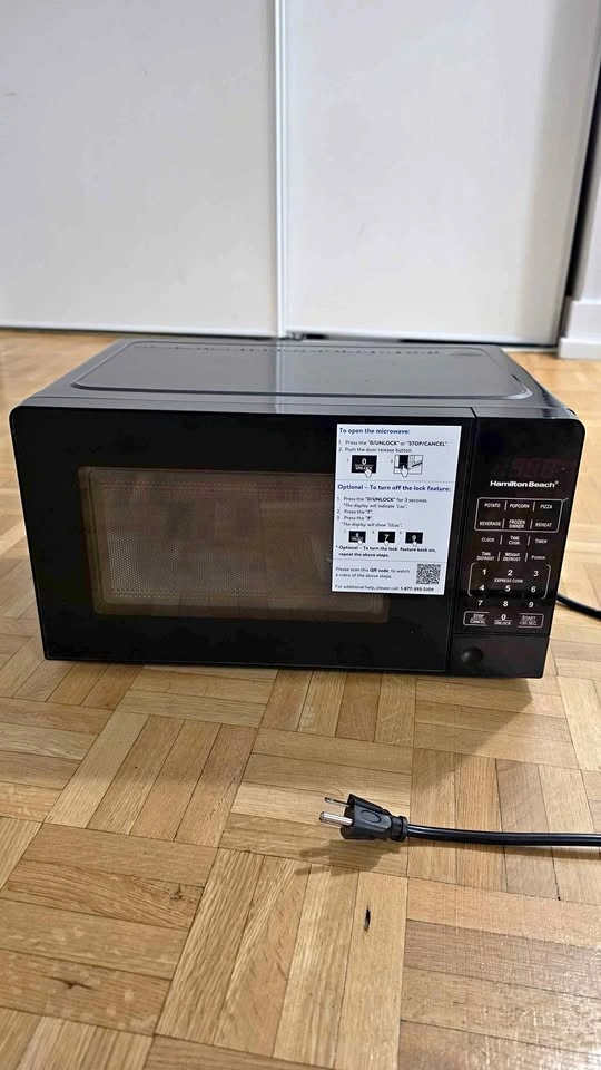 Hamilton Beach Countertop Microwave