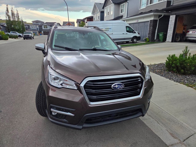 2019 Subaru Ascent Premier AWD – 7 Passenger – Top Trim