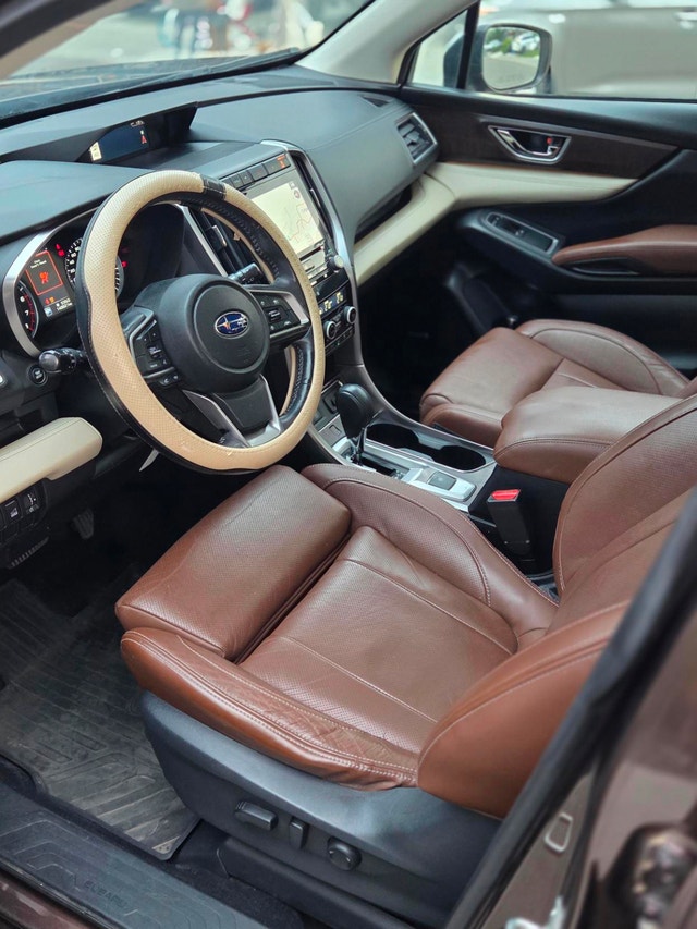2019 Subaru Ascent Premier AWD – 7 Passenger – Top Trim - photo 4