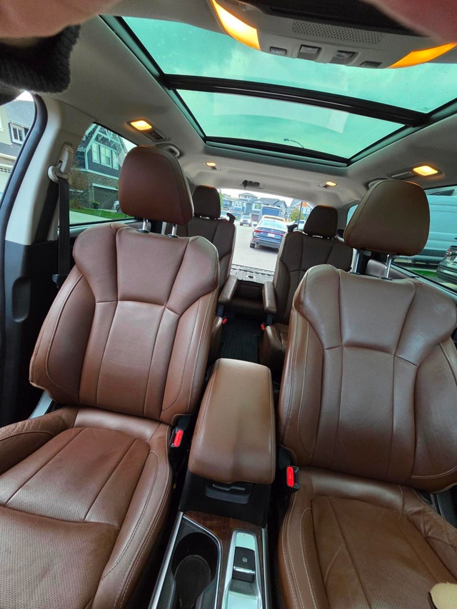 2019 Subaru Ascent Premier AWD – 7 Passenger – Top Trim - photo 5