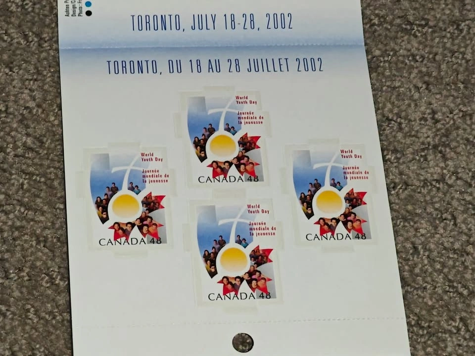 Stamp Booklet - 2002 Canada Post World Youth Day - photo 3