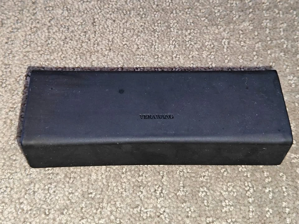 Vera Wang Hard Shell Eye Glasses Case