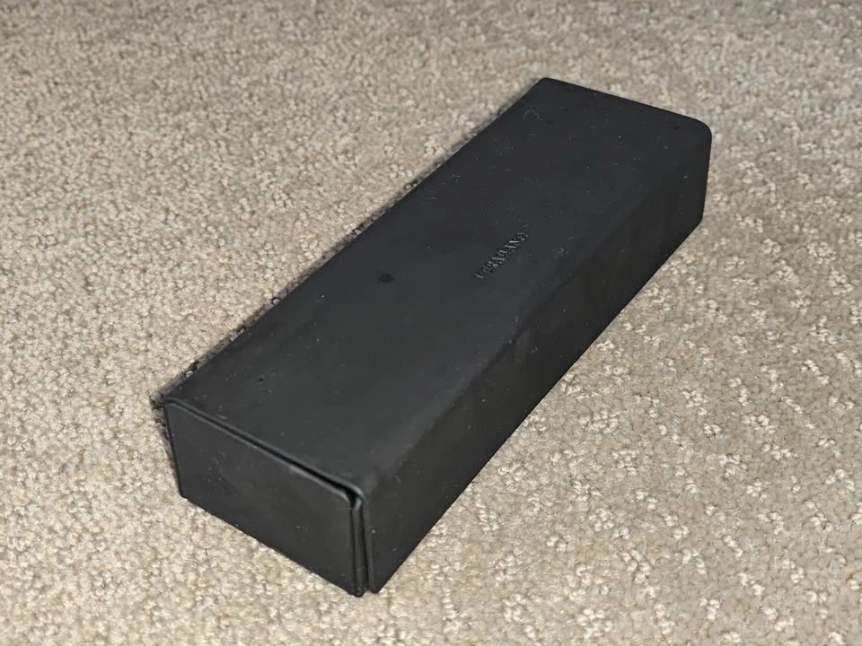 Vera Wang Hard Shell Eye Glasses Case - photo 3
