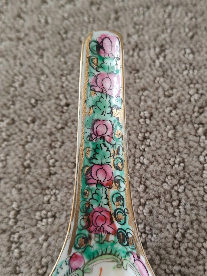 Chinese Rose Medallion Famille Porcelain Hand Painted Spoon - photo 3
