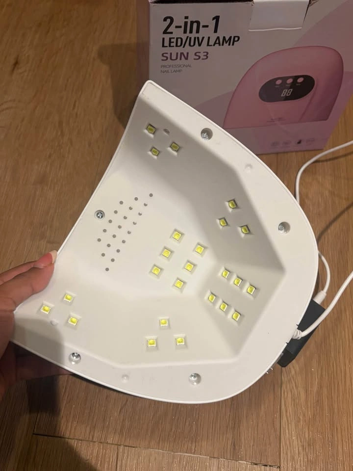 UV LED nail lamp - photo 2