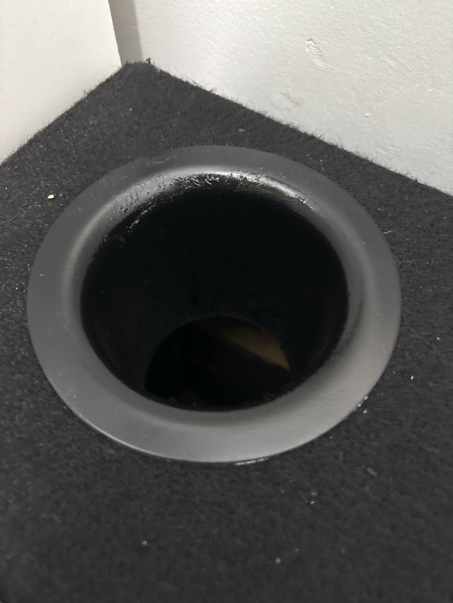 Dual 12” subwoofer 700w each - photo 3