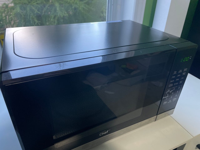 master chef 0.7 cu ft microwave like new - photo 5
