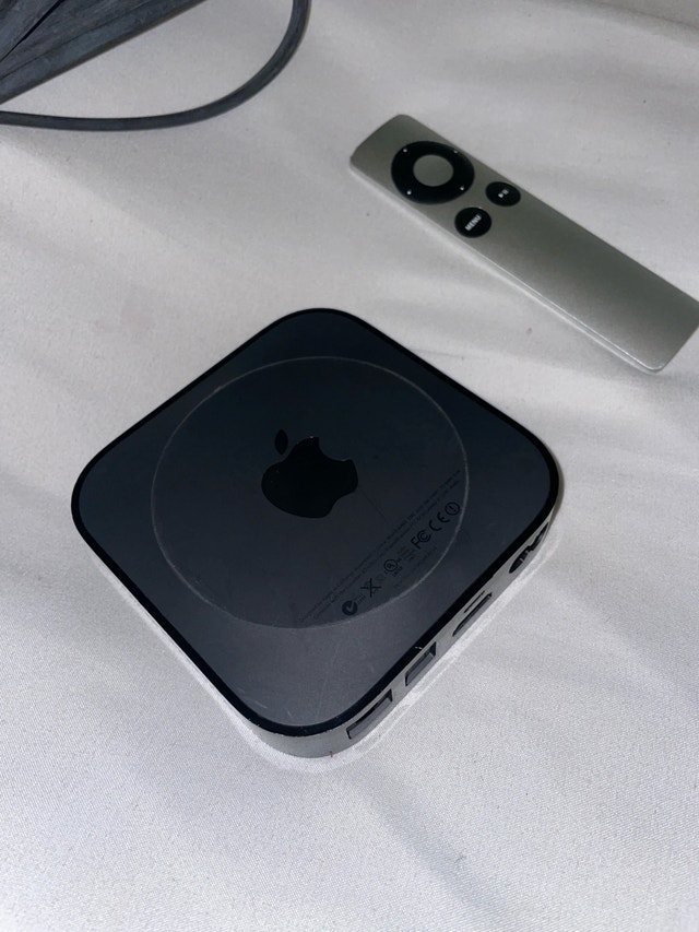 Apple TV 3rd gen A1469 + remote + power cord + hdmi - photo 3