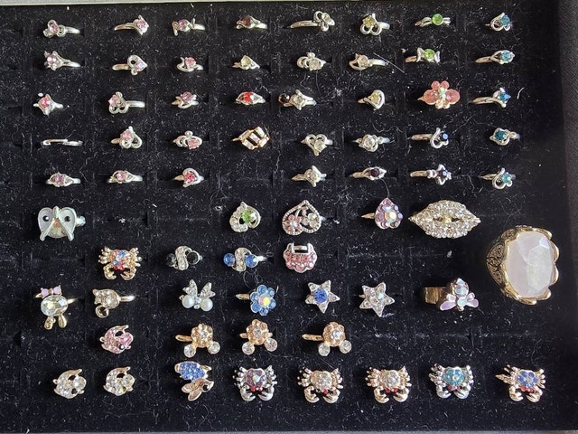 NEW Wide Variety of Children's Adjustable Costume Rings - photo 2
