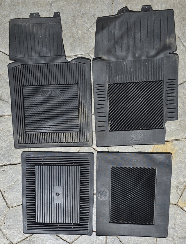 PantsSaver All Weather Vehicle Floor Rubber Mats, 4-Pc Set, Univ